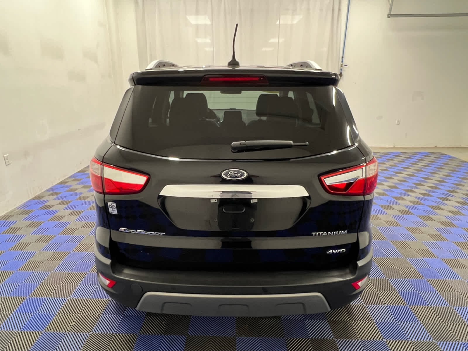 Used 2021 Shadow Black Ford Titanium image 12
