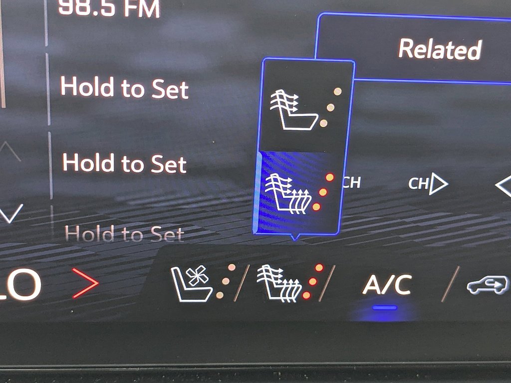 2025 Chevrolet Suburban Premier - Photo 38