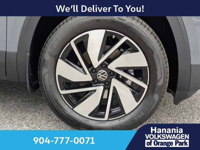 New 2026 Gray Volkswagen 2.0T SE w/Technology image 10