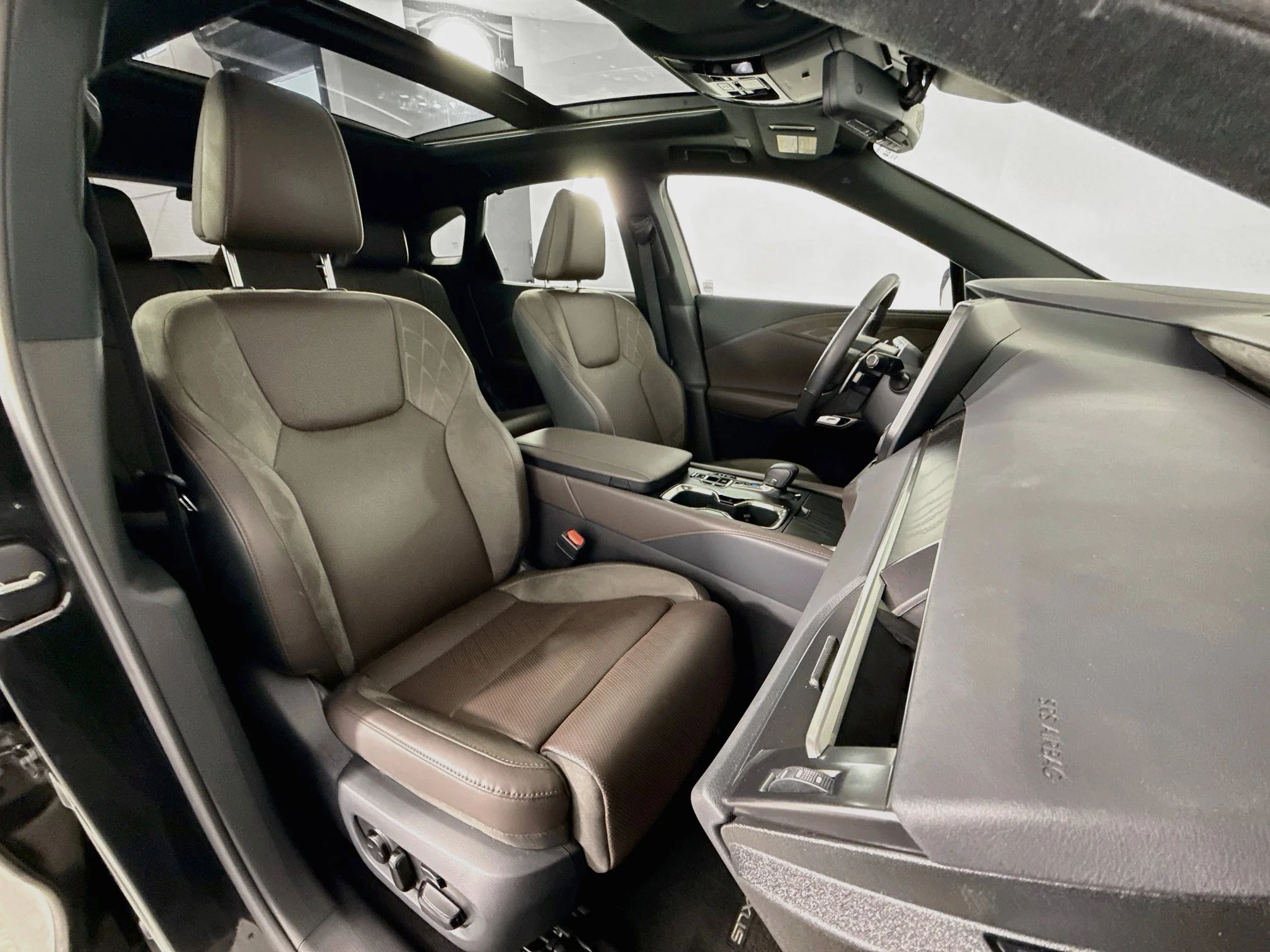 Certified Used 2025 CAVIAR Lexus 350h Luxury image 27