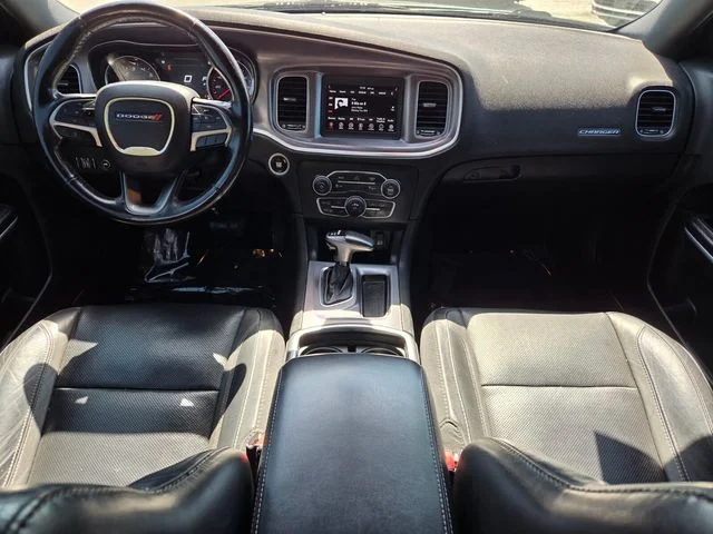 Photo 15