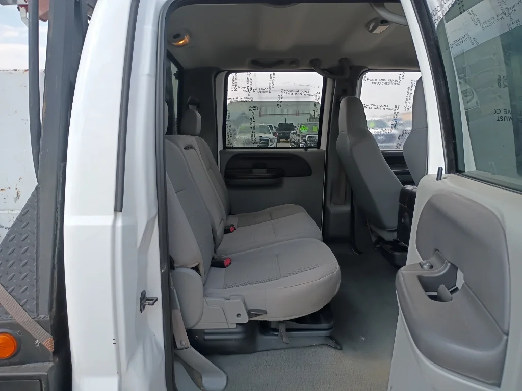 Used 2006 Oxford White Clearcoat Ford XLT image 14