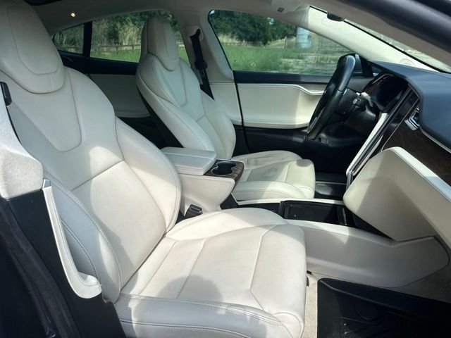 Used 2018 Silver Metallic Tesla 100D image 20