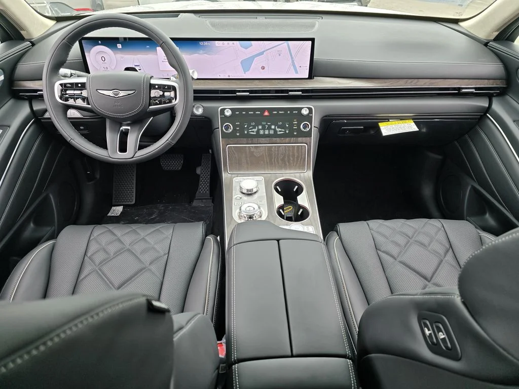 New 2026 Silver Genesis 3.5T Prestige image 7