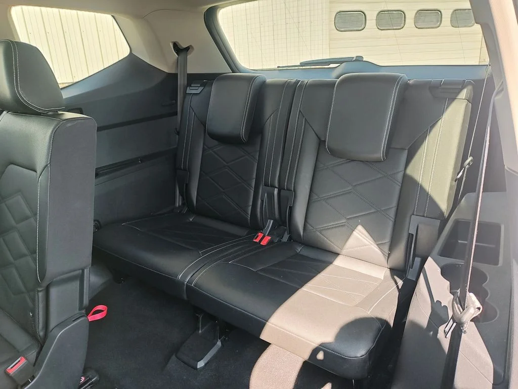 2025 Volkswagen Atlas SE w/Tech - Photo 29