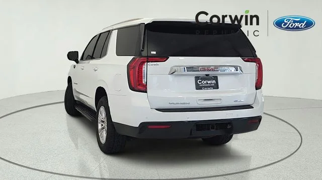 Used 2023 Summit White GMC SLE image 4