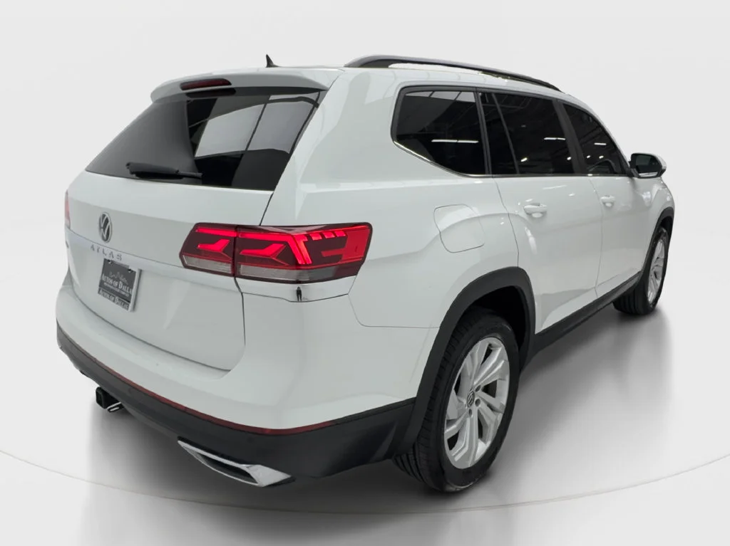 Used 2021 White Volkswagen 3.6L V6 SE w/Technology image 8