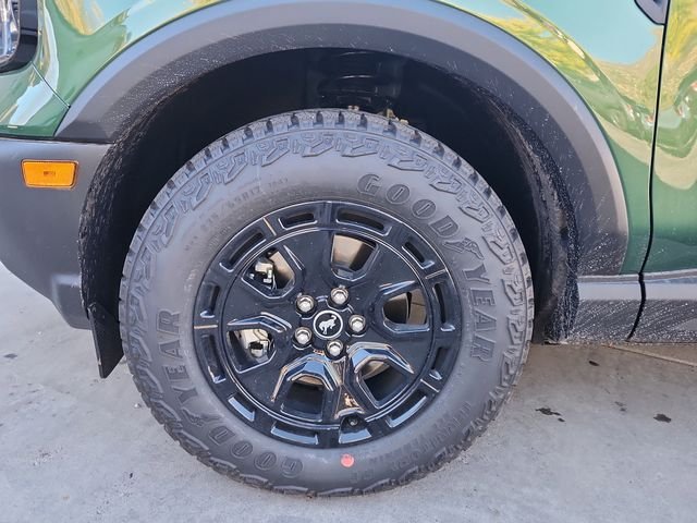 New 2025 Eruption Green Metallic Ford Outer Banks® image 12