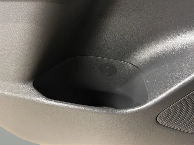 Used 2023 Gray Nissan SV image 28