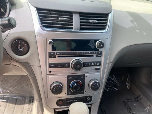 Used 2012 Silver Chevrolet LT image 14