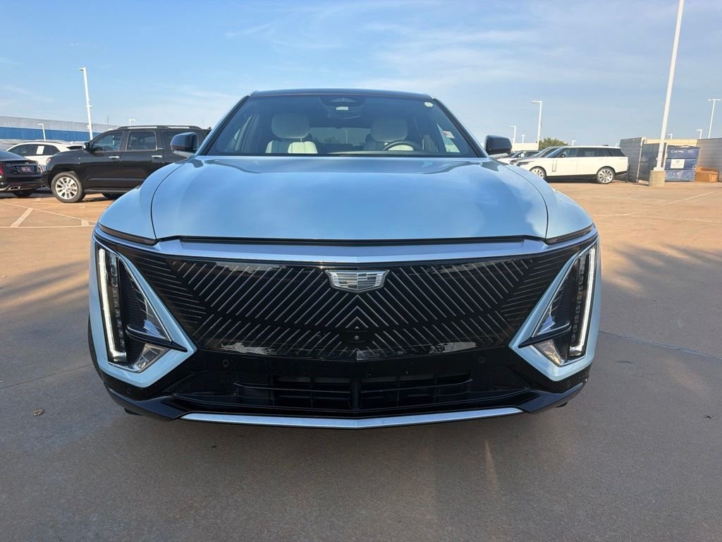 Used 2024 Blue Cadillac Luxury image 6