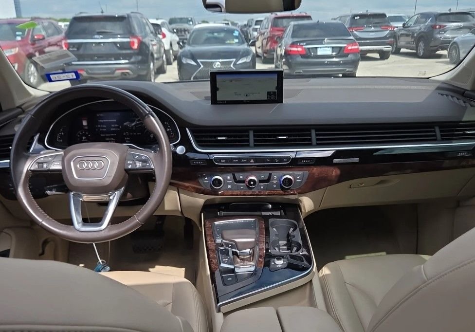 Used 2018 Black Audi 3.0T Premium Plus image 2
