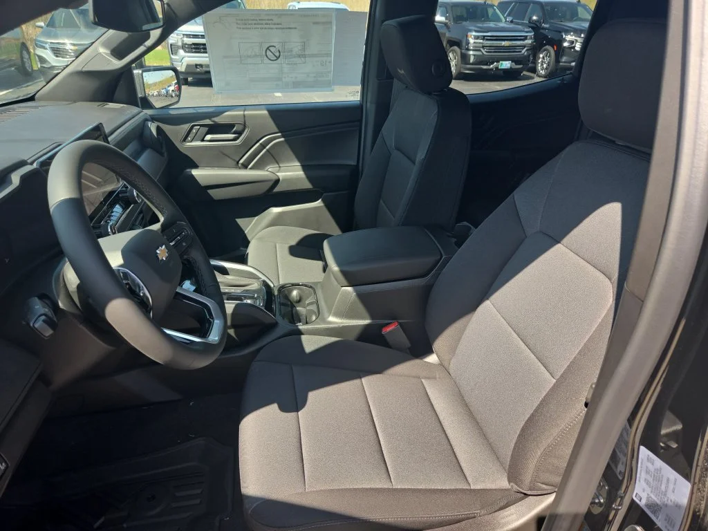 2026 Chevrolet Colorado Work Truck - Photo 23
