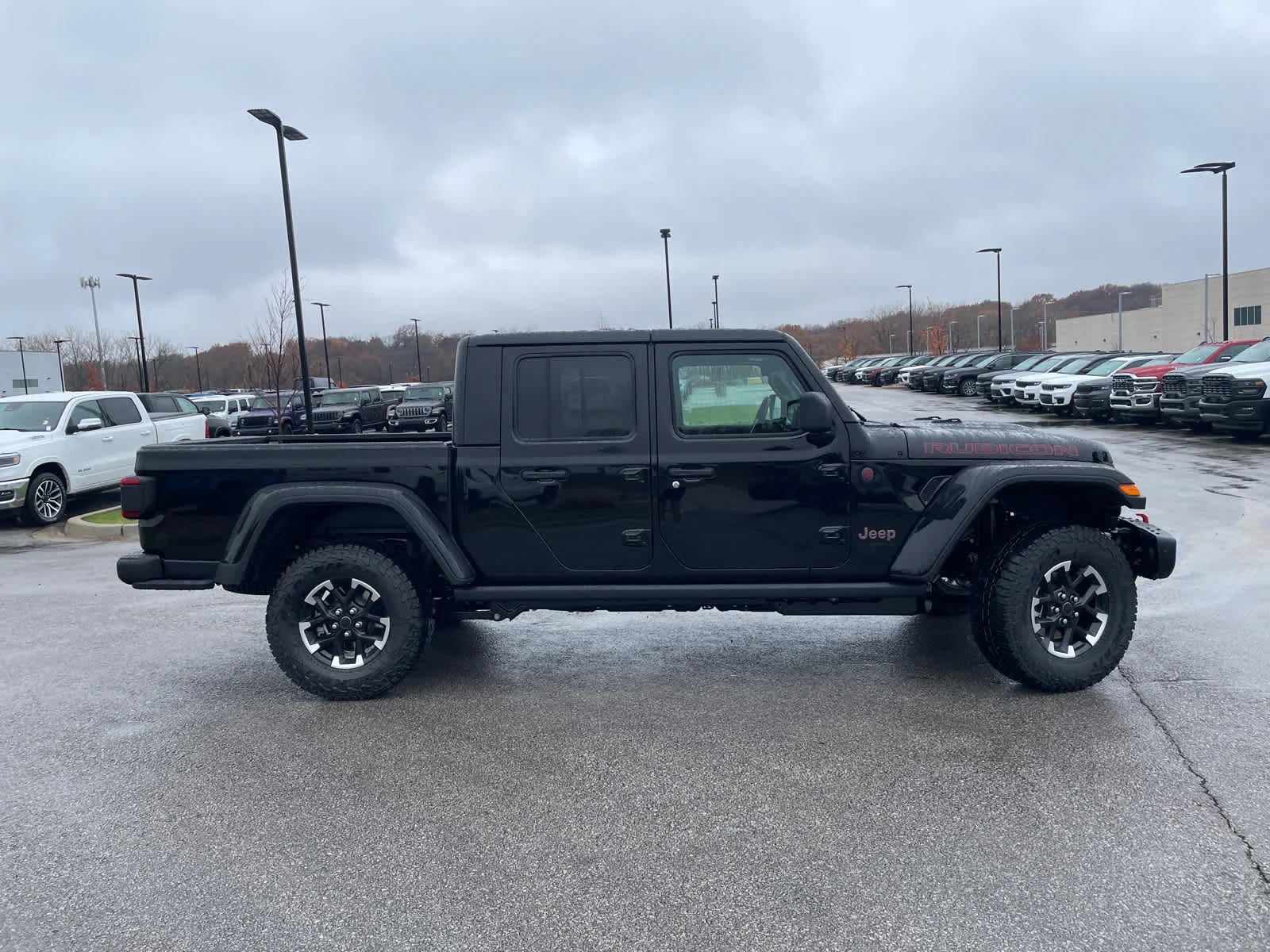New 2026 Black Clear-Coat Exterior Paint Jeep Rubicon X image 10