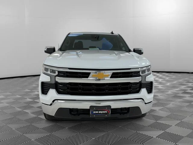 Used 2024 White Chevrolet LT image 8