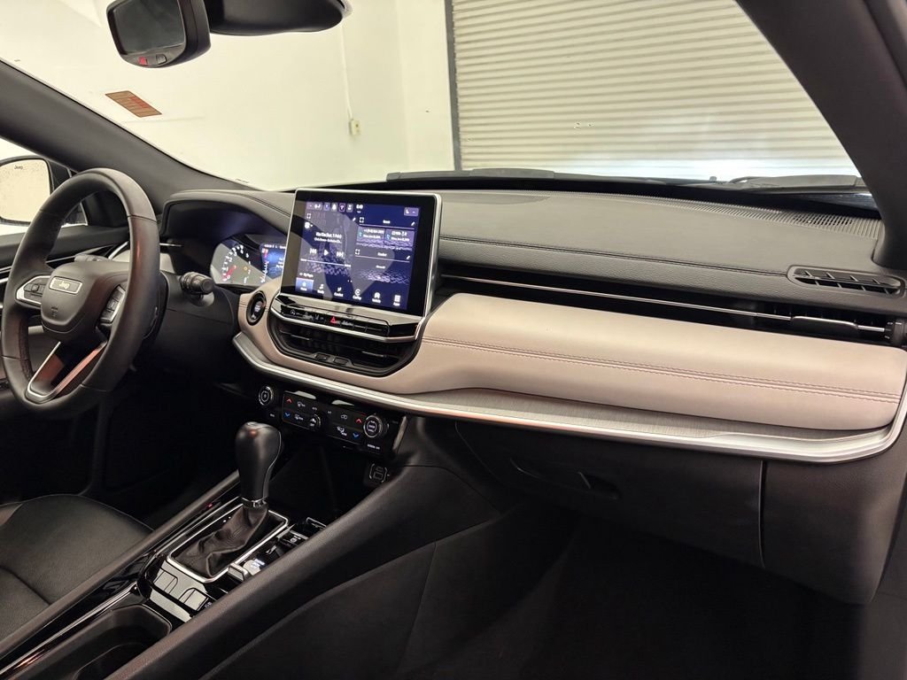 2025 Jeep Compass Limited - Photo 41