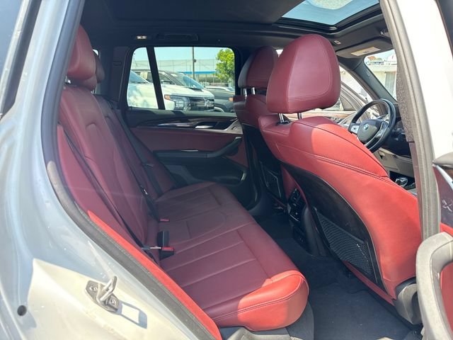 Used 2022 White BMW sDrive30i image 29