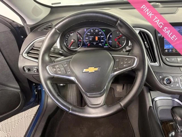 Used 2024 Blue Chevrolet LT image 31