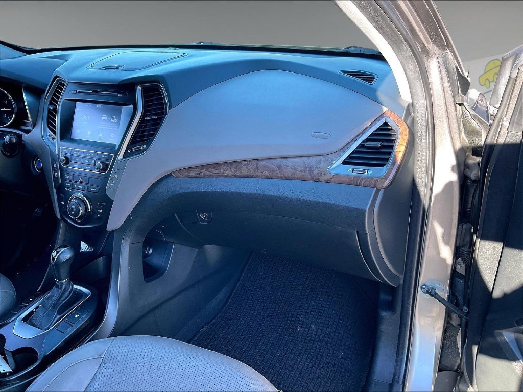 Used 2018 Mineral Gray Hyundai 2.0T image 11