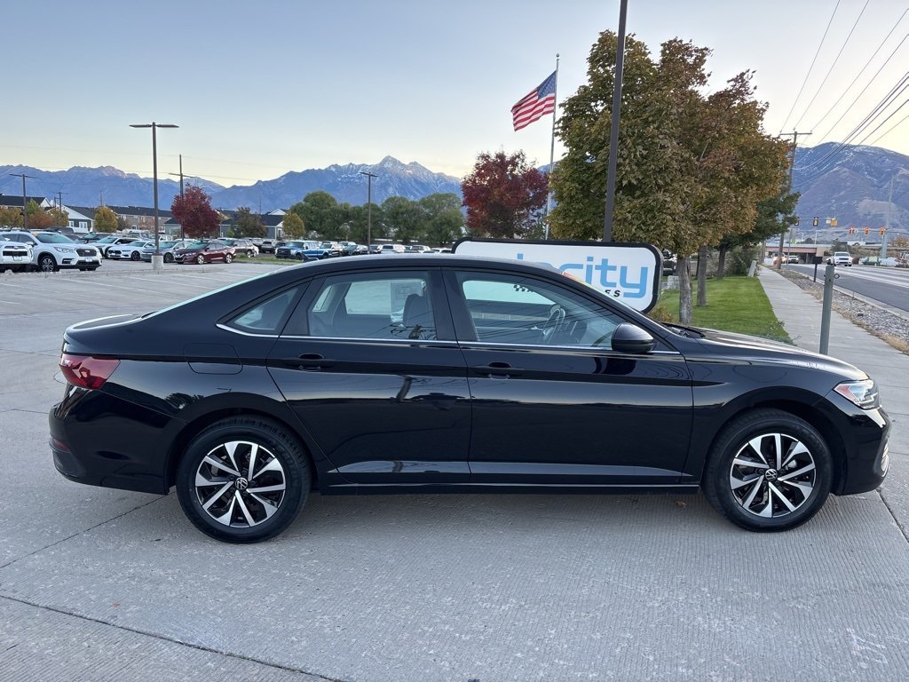 2024 Volkswagen Jetta 1.5T S photo 4