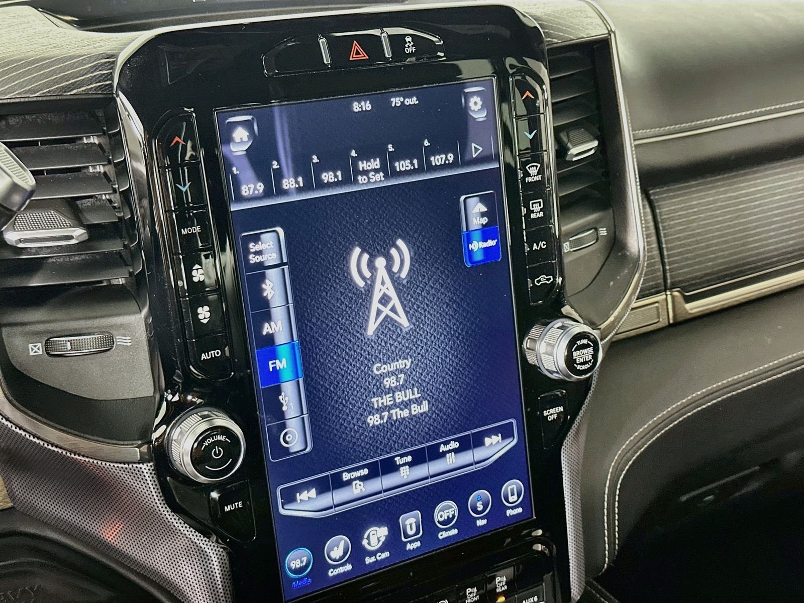 Used 2019 Diamond Black Crystal Pearlcoat Ram Limited image 14