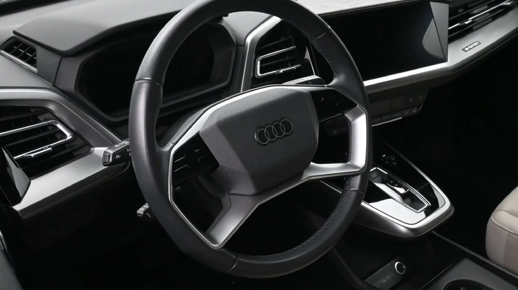 Used 2022 Gray Audi Premium image 9