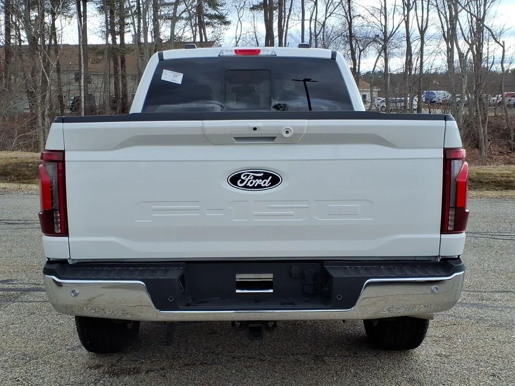 New 2026 Star White Metallic Tri-Coat Ford Lariat image 5