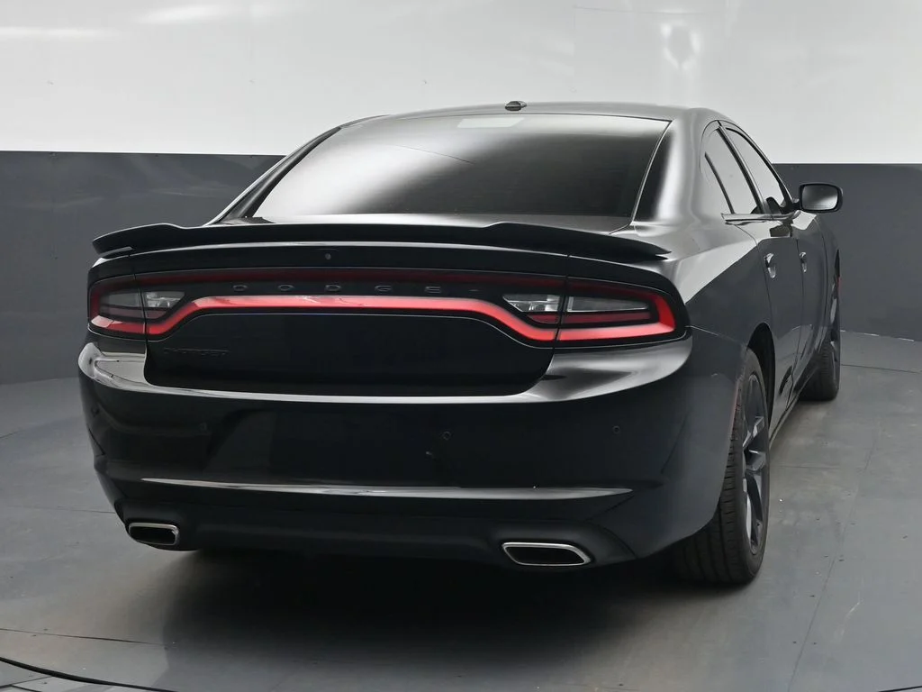 Used 2021 Black Dodge SXT image 28