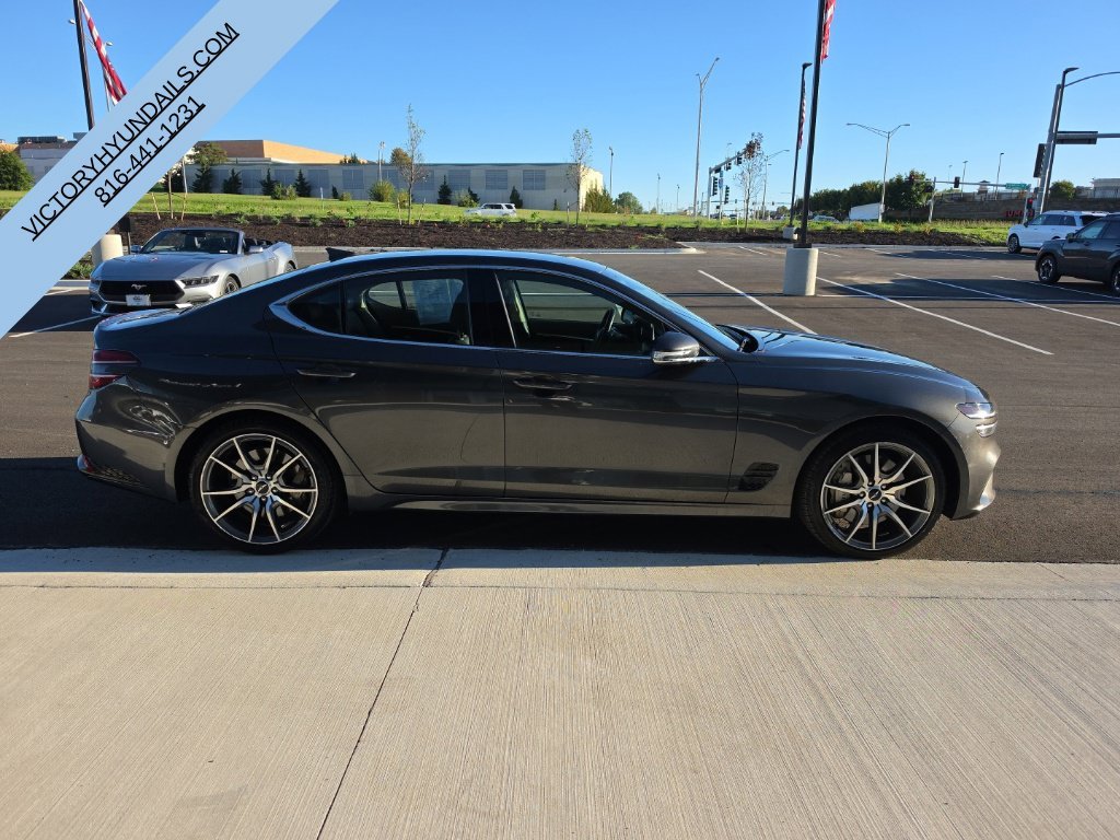 Used 2025 Gray Genesis 2.5T image 7