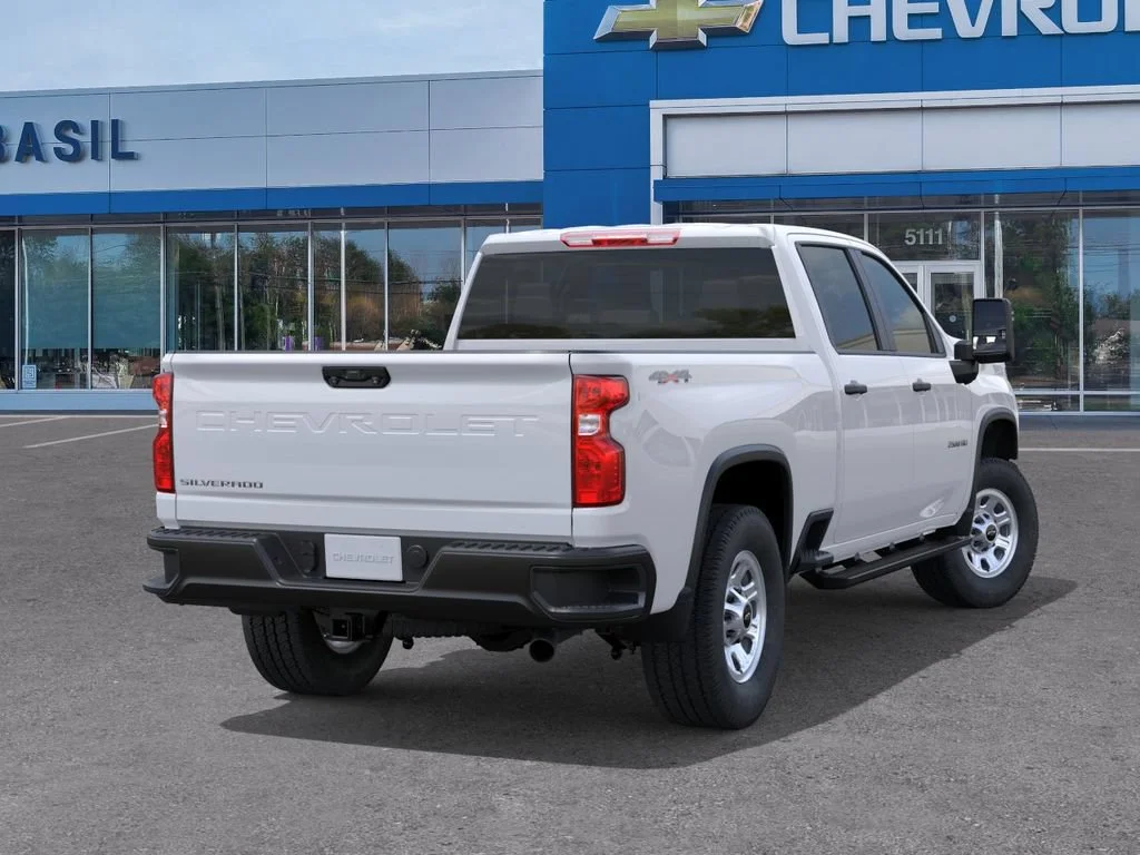 New 2026 Summit White Chevrolet WT image 4