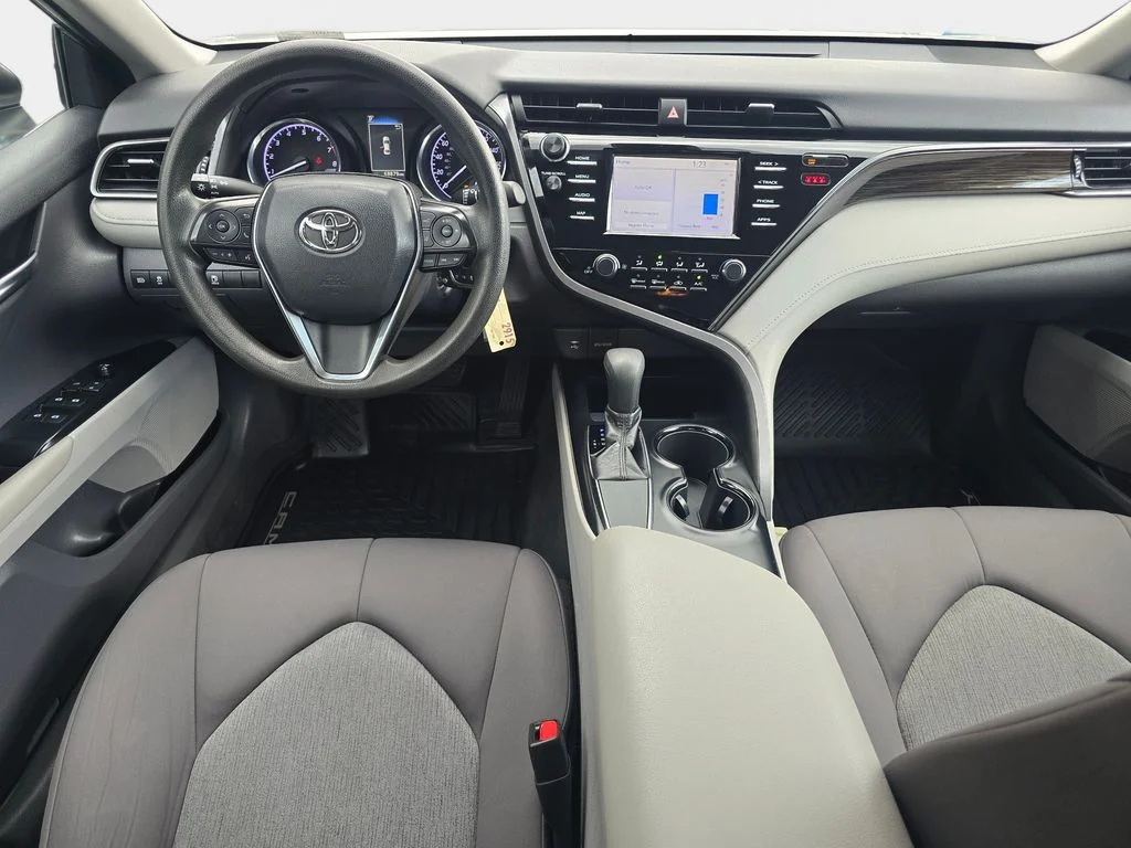 Used 2019 Silver Toyota LE image 10