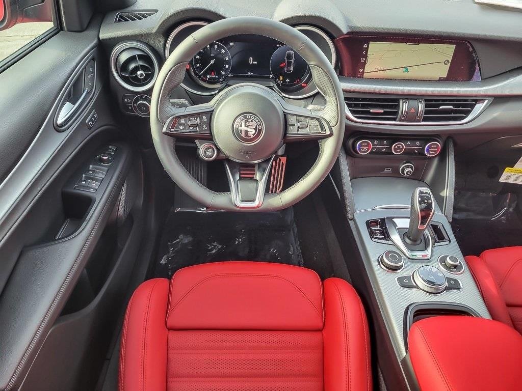 2025 ALFA ROMEO STELVIO - Image 11