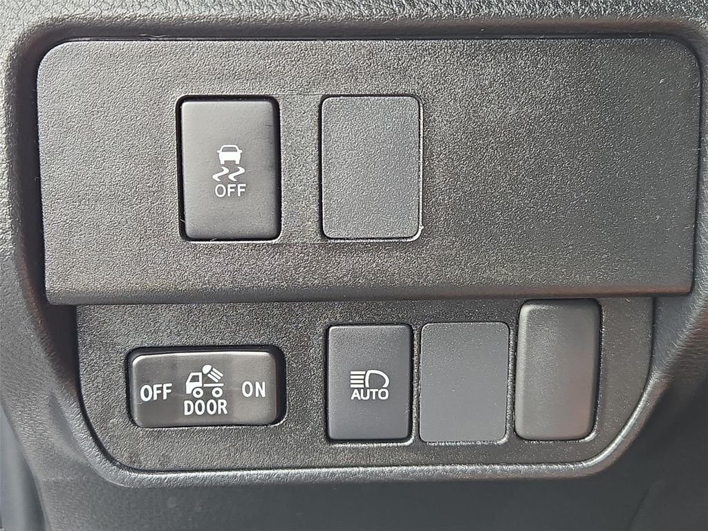 2022 Toyota Tacoma SR5 - Photo 9