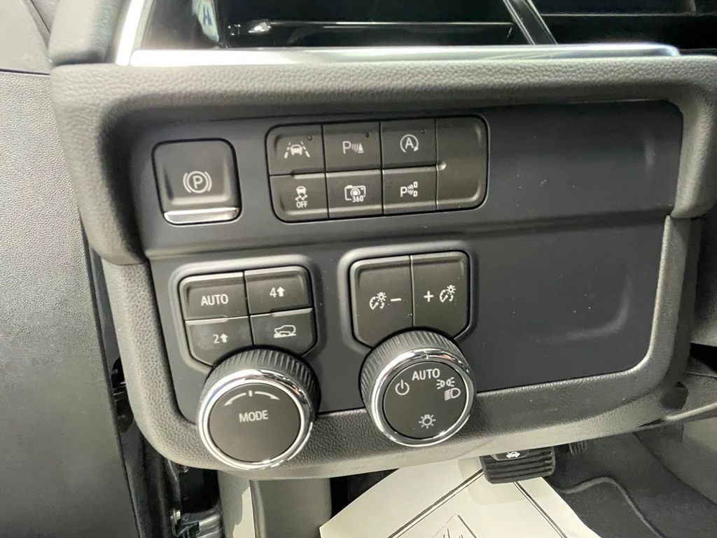 New 2026 Gray Chevrolet LT image 17
