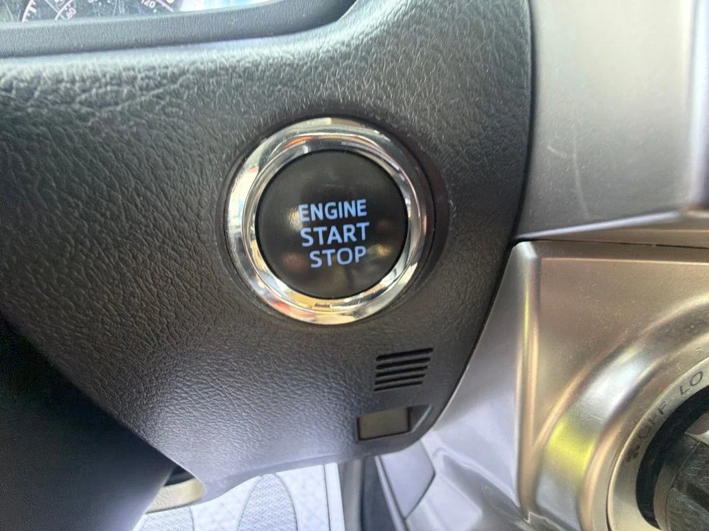 Used 2022 Black Toyota SR5 image 28