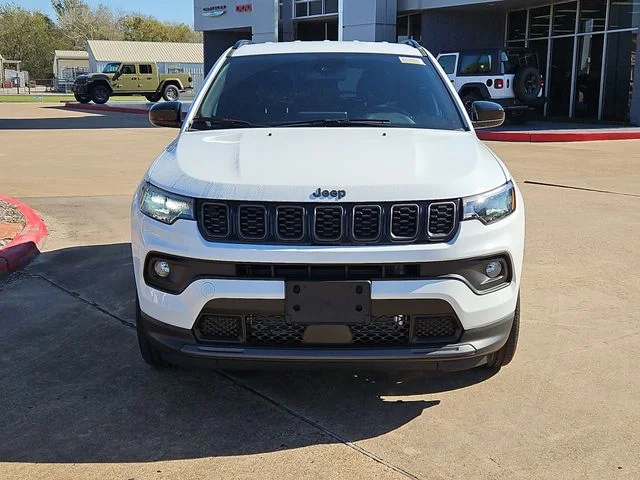 New 2026 Bright White Clear-Coat Exterior Paint Jeep Latitude image 2