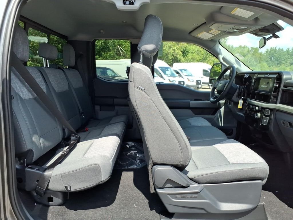 New 2026 Carbonized Gray Metallic Ford F-350® XLT image 14