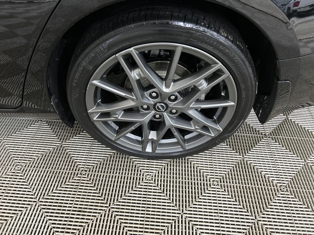 Used 2023 Black Nissan 2.0 SR image 11