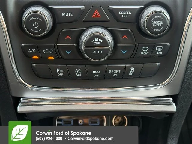 Used 2018 Velvet Red Pearlcoat Jeep Limited image 29