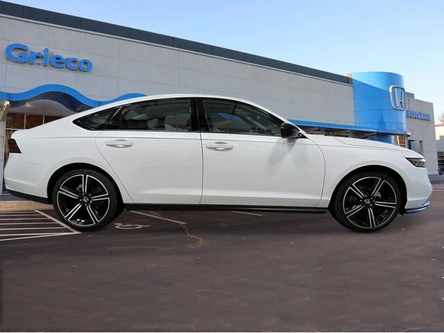 New 2026 White Honda SE image 7