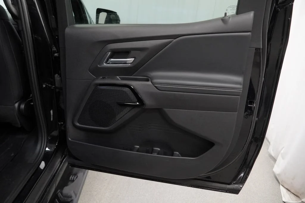 New 2026 Black Chevrolet LT - Extended Range image 24