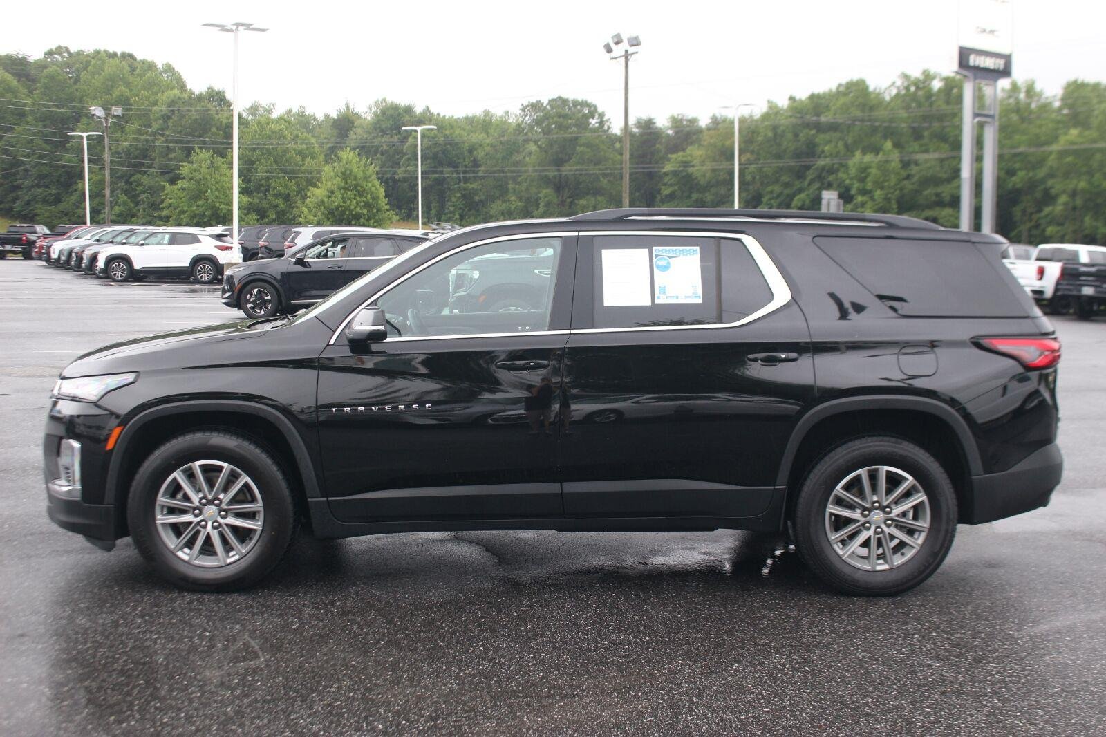 Used 2023 Mosaic Black Metallic Chevrolet LT Cloth image 4