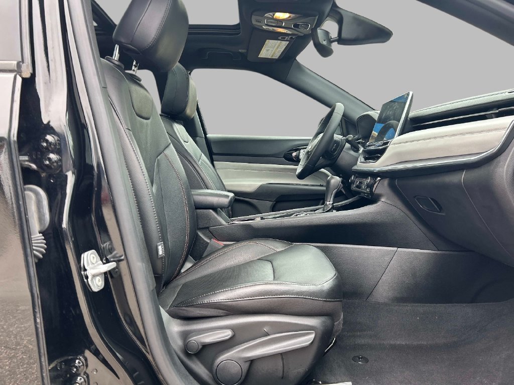 Used 2023 Black Jeep Limited image 18