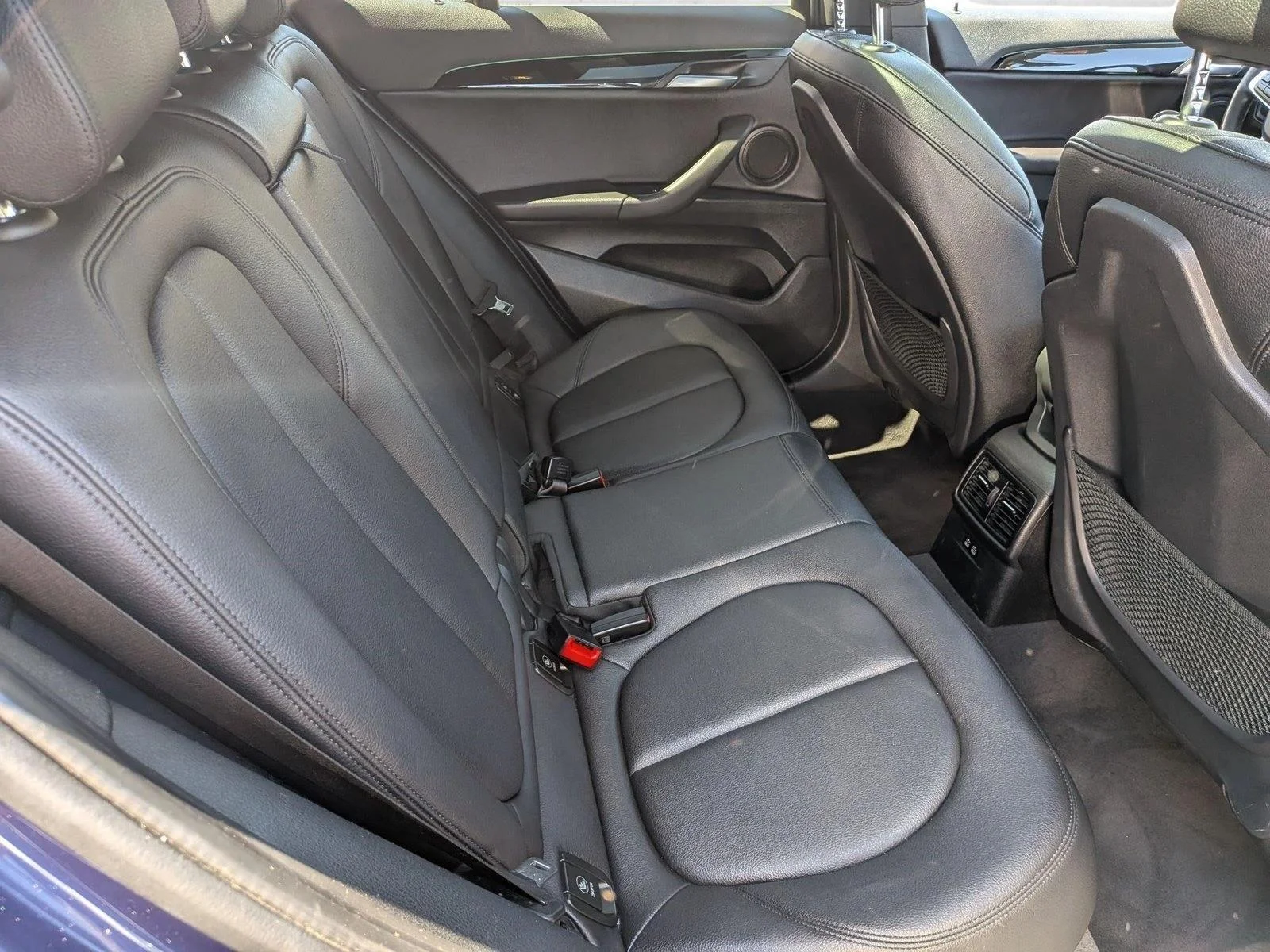 Used 2020 Mediterranean Blue Metallic BMW xDrive28i image 19