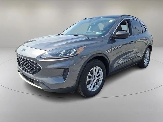Used 2022 Gray Ford SE image 5