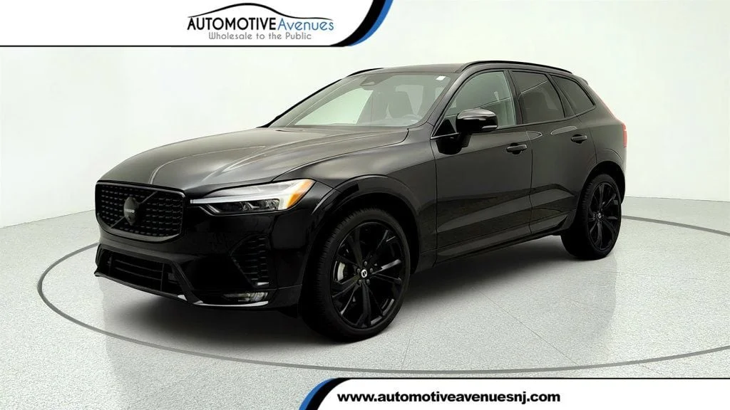 2025 Volvo XC60 B5 Ultra Black Edition Theme AWD's photo