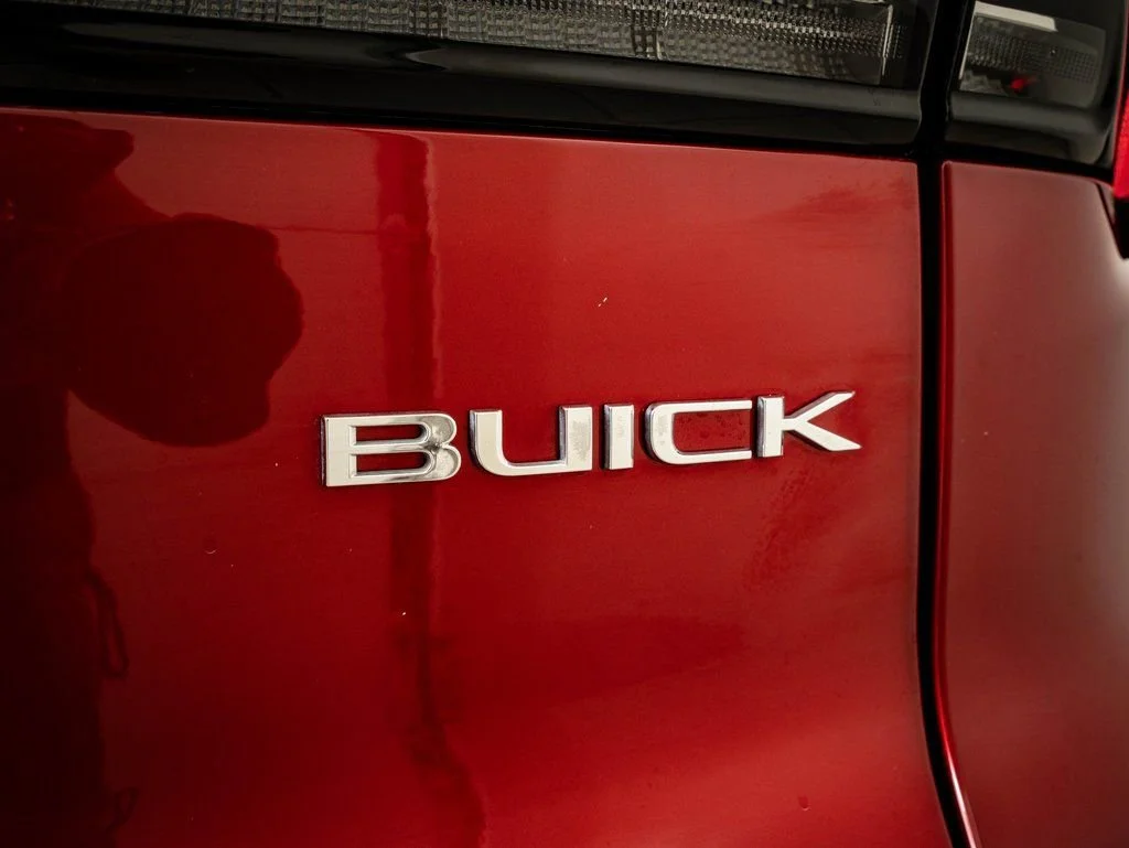 Used 2025 Cherry Red Tintcoat Buick Avenir image 19