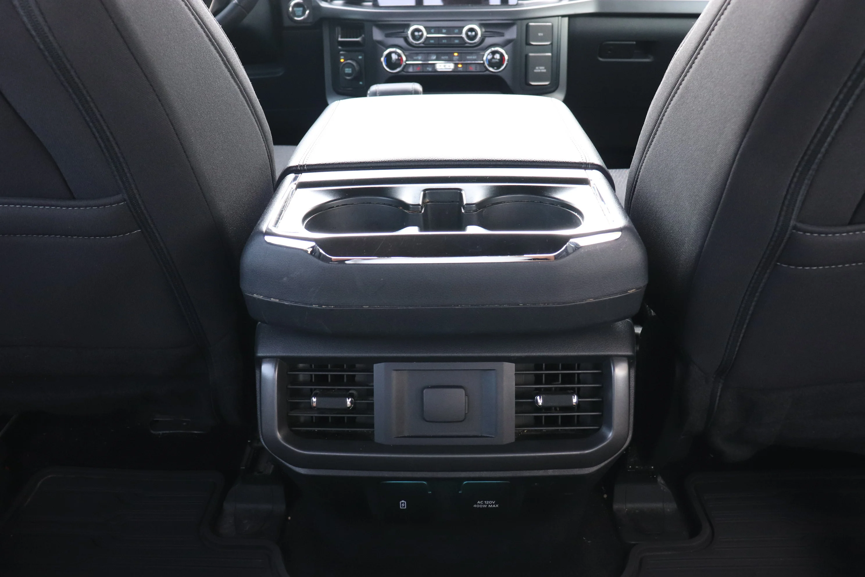 Used 2024  Ford XLT 4WD SuperCrew 5.5