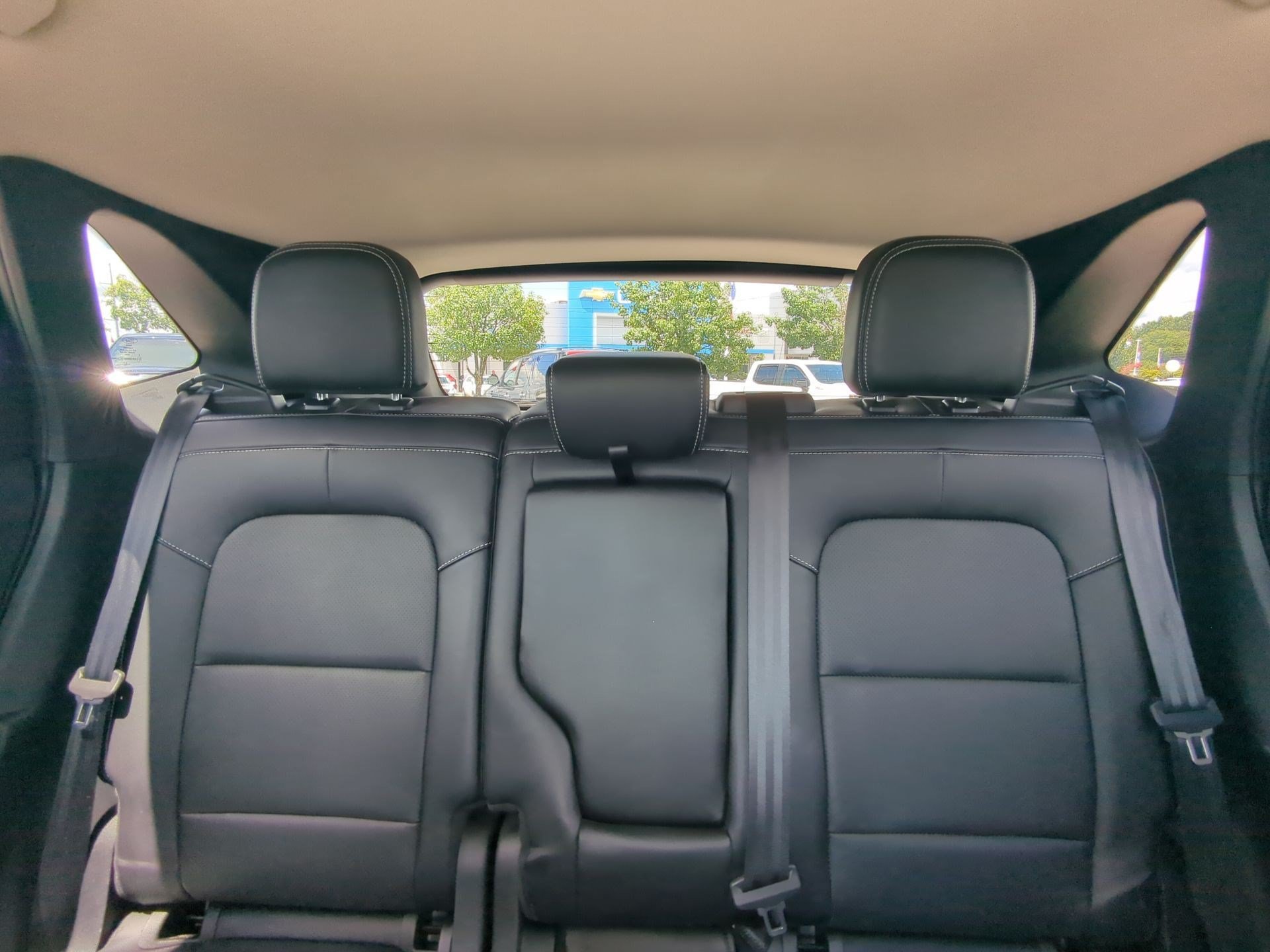 Used 2020 Magnetic Metallic Ford SEL image 21