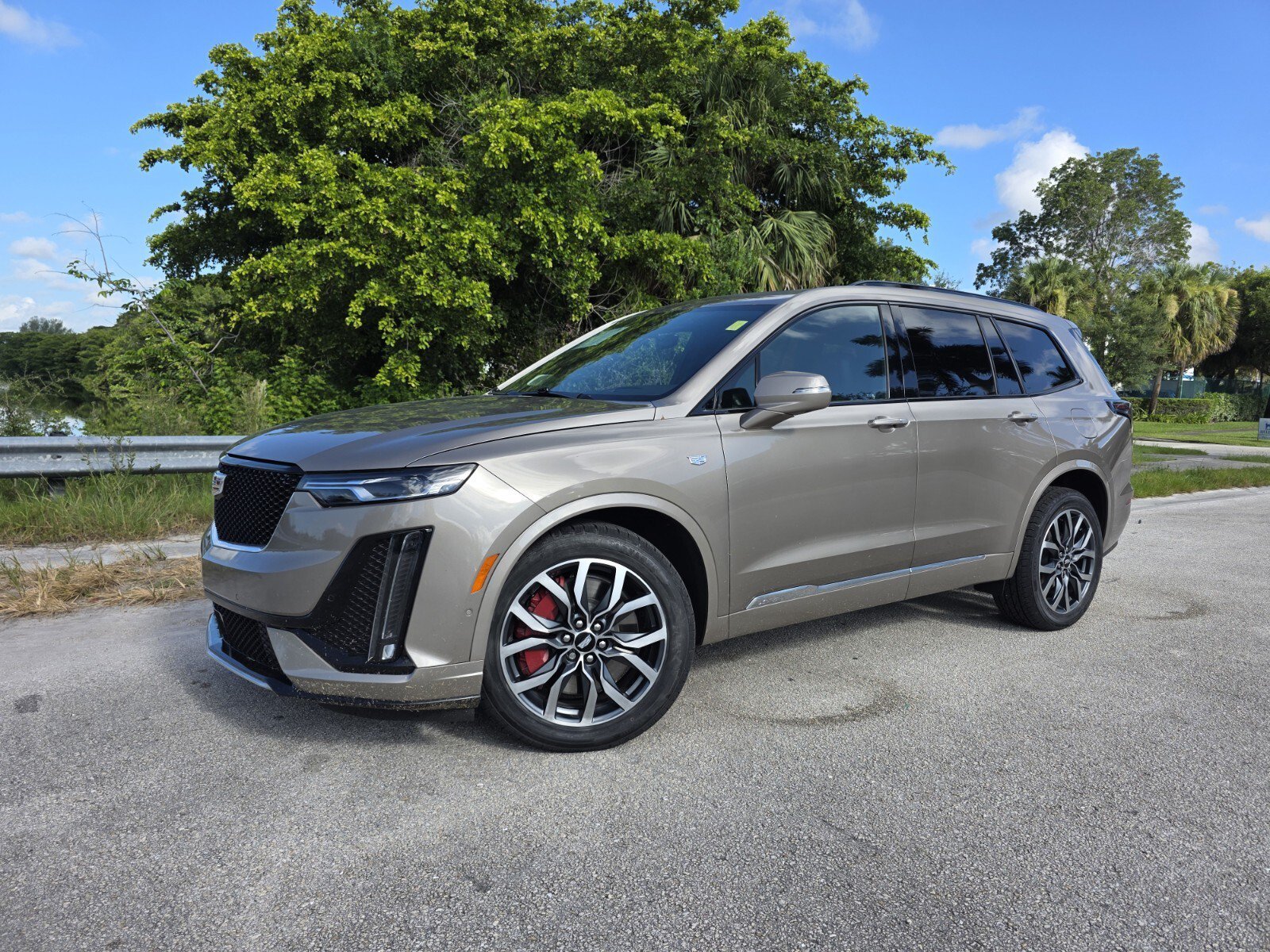 2023 Cadillac XT6